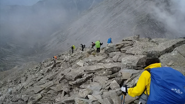37岁强驴穿越鳌太线失联，在暴风雪中产生幻觉，最终结果如何？