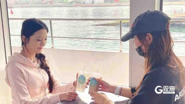 金秋惠民月，海上游船享福利！赠奶茶赏海景，“船”递暖意！