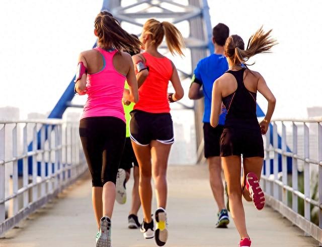 为什么最佳跑步频率为两天一跑	，但是有的人每天跑？