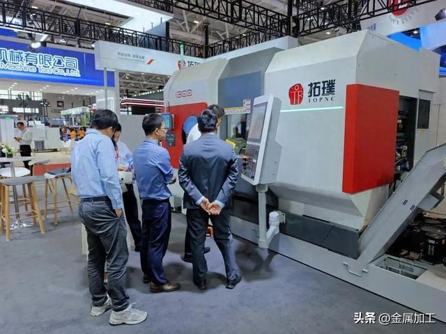 国产“小巨人”亮剑：五轴车铣新物种，一招打通制造的任督二脉