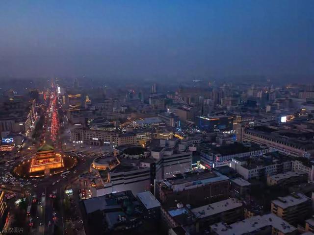 西安这“大”没吹牛！城墙跑一圈要半小时，高铁直通重庆