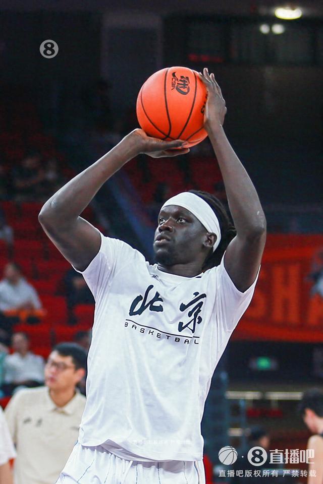 媒体人：北京去年签约奥莫特有苦难言 没想到又从宁波引进马帝昂