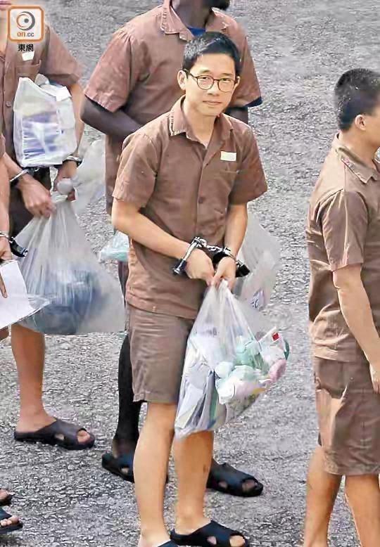 侠盗飞车秘籍金刚护照（尴尬罗冠聪飞新加坡参会遭拘留遣返）