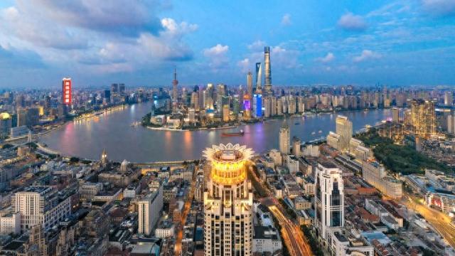 从共识到行动：构建包容普惠的全球人工智能治理体系