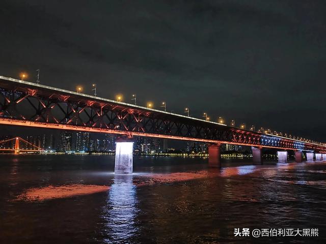 江城流韵，大美诗章