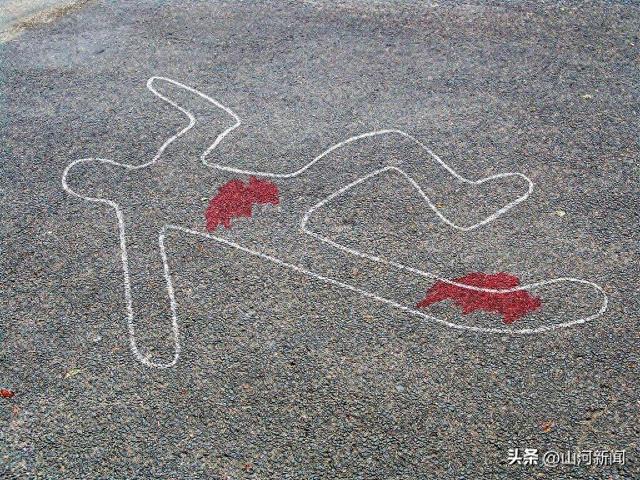 江苏快递员送错快递被杀后续：30岁小伙当场没了，更多细节曝光