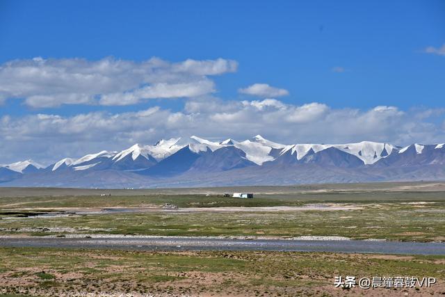 绝世美景--雪山圣湖