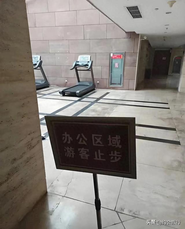 怒了！逛乐山博物馆，办公区比展品还要多？到处是“游客止步”？