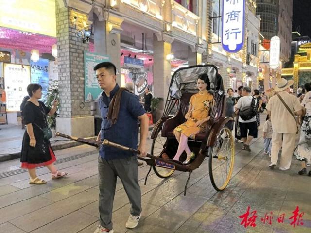 穿越百年骑楼 感受历史深厚丨梧州骑楼城沉浸式怀旧主题游再现“岭南芳华”