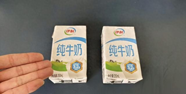 袋装纯牛奶可不可以在热水中烫热后喝?（盒装的牛奶怎么加热原来很多人都做错了）