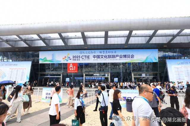 【知音湖北】辽宁文旅惊艳武汉！沉浸式文旅推介引爆文博会圈粉全国游客