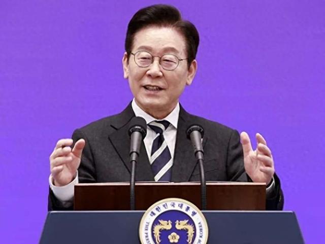 高市等到强援，李在明下总统令，对中国船只下手，要在苏岩礁硬刚