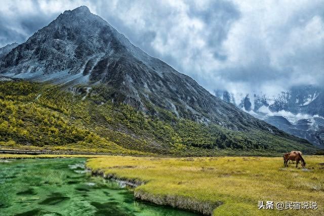 春节里《飞驰人生3》彻底带火甘孜，丁真的家乡那么美。