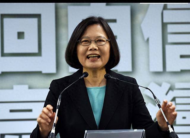 沉默五天，蔡英文重磅发文，台北全城已警戒，国民党揪出罪恶根源