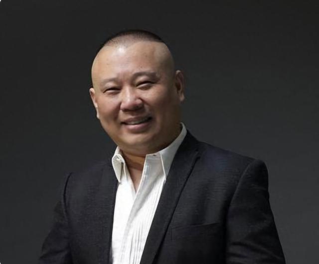 郭德纲若真倒了，相声还能靠谁撑场子？