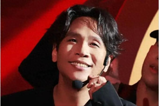 “牡丹花下死，做鬼也风流”！如今，谁也救不了风流成性的宋小宝