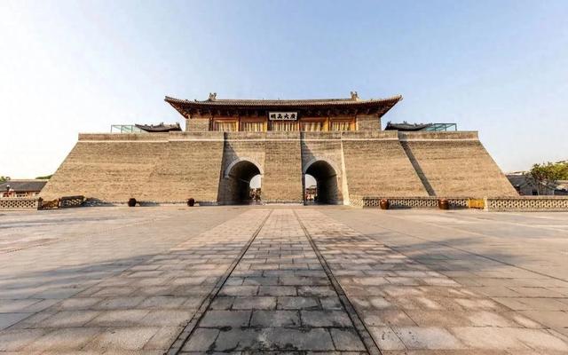 河南人气最高的一座古城，有独特的三位一体特色，你去过吗