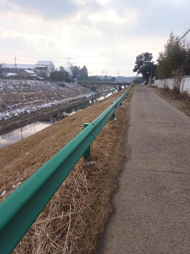 懒汉的好日子到头了！国家动真格	，这次绝不再养大爷