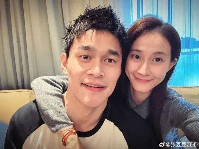 十五运会男子400米自由泳预赛孙杨、潘展乐同组；此前孙杨称全运会是一场硬仗，“拼死也要战”