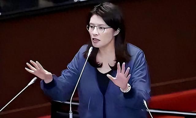 郑丽文向大陆交底：不管内部怎么乱，国民党反“独”促统绝不动摇