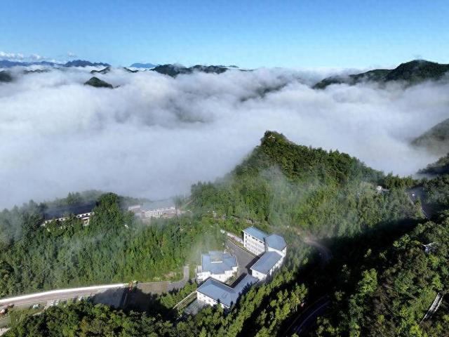 保康：云海秘境 诗意山川