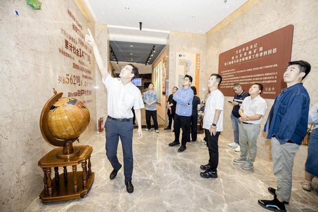 全国媒体记者聚焦山东省地矿局第三地质大队，共绘地质找矿新篇章
