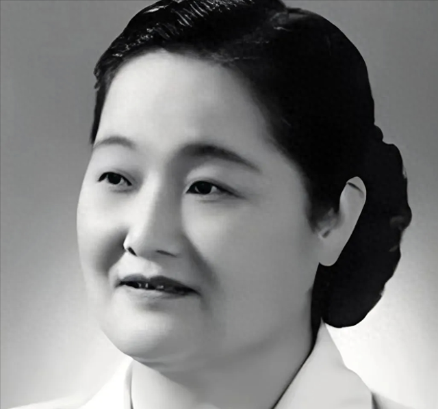 不懂生活，不生孩子，不留遗产，85年人生：她只为万千女性争自由