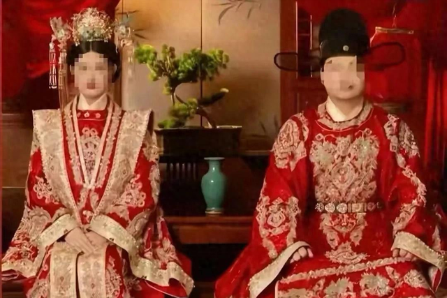 继父	、同母异父弟弟？坠亡女教师身世曝光	，这才是她走绝路的真相