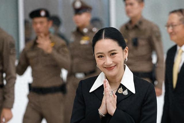 泰柬两国进一步翻脸，泰国要逮捕洪森父子？佩通坦绝处逢生，39岁生日当天亲自出庭作证