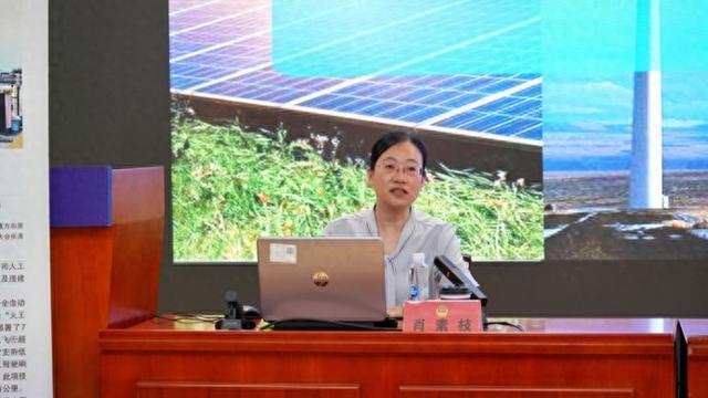 智能化巡检、低空经济……全国劳模走进洋山边检站警营，聊了这些干货