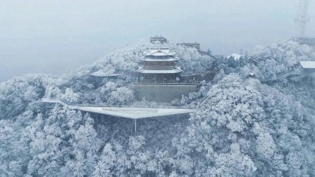 娄山关西风台临时关闭