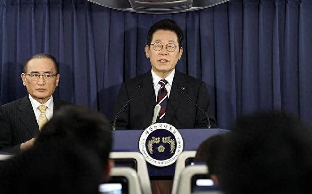 李在明刚抵美，被特朗普打了个措手不及，不答应最新条件就拒见？