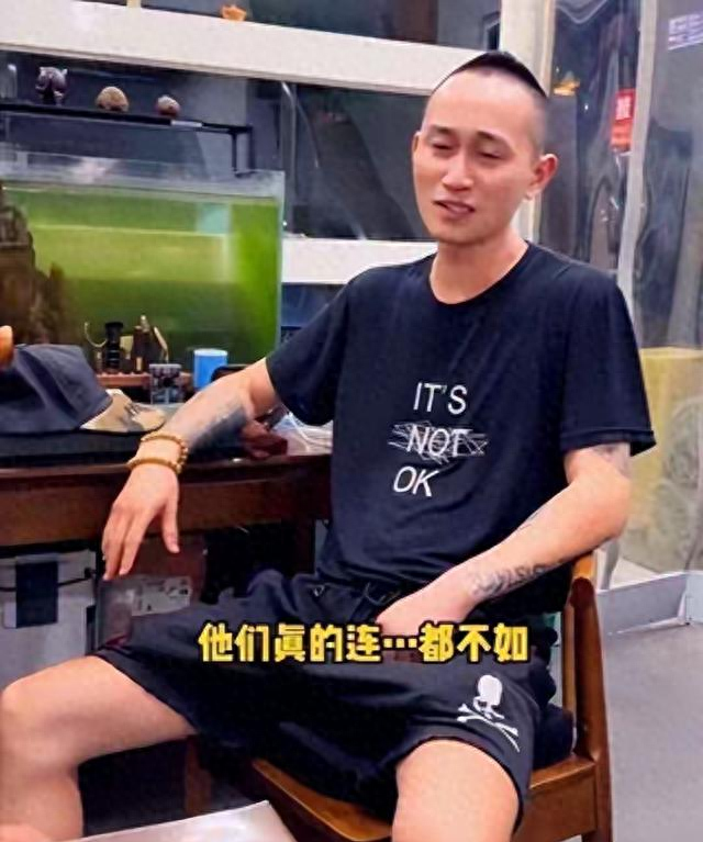 别人说你是跑江湖的是什么意思（杭州一老板太狂妄竟把自己的面馆称为杀猪店）