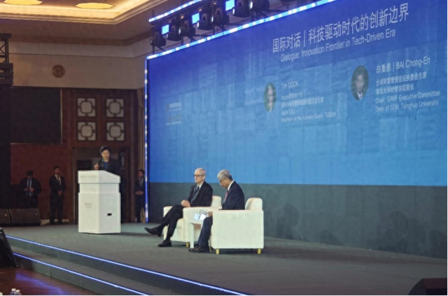 苹果公司CEO库克：中国开发者正以难以置信的速度拥抱AI变革