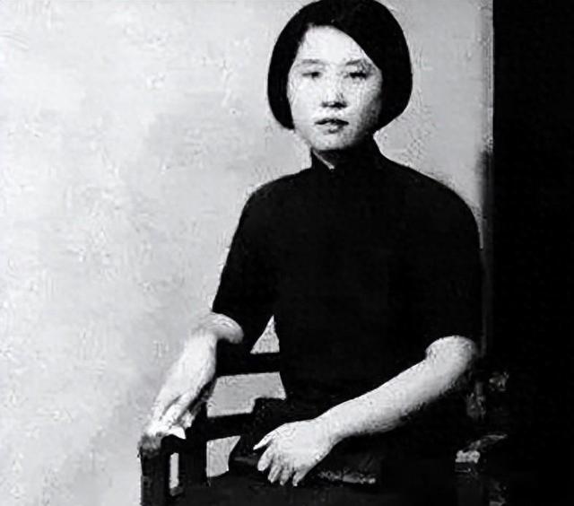 她做过徐向前秘书，后来成为徐向前夫人，唯一的儿子晋升中将