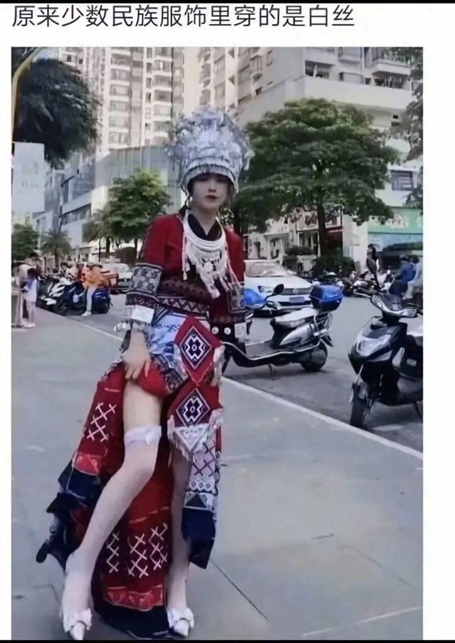 这些“搞笑图片”，千万别再蹲坑的时候看????
