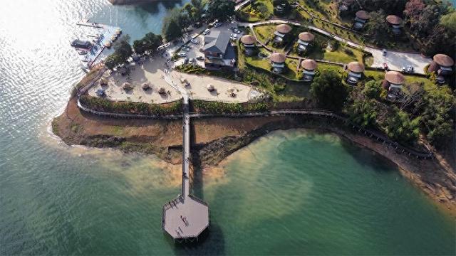 渡口变景区 搬迁群众吃上“旅游饭”