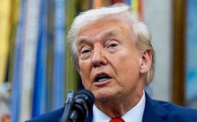 委内瑞拉致电中方后，油轮得到大批军舰护航，特朗普还是算漏一环