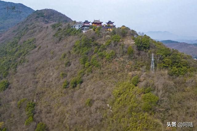 古韵悠然的清风寺原为王烈妇祠，承载着丰富的历史和文化内涵