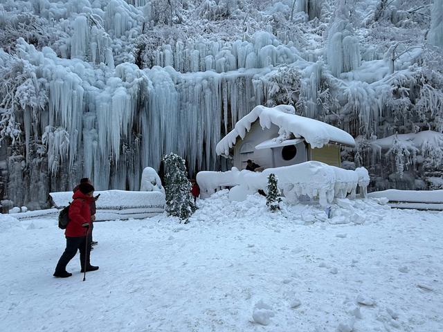 南太行云台山冰挂