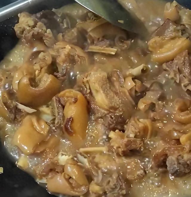 高压锅炖羊肉需要多长时间（高压锅炖羊肉几分钟能烂记住这时间）