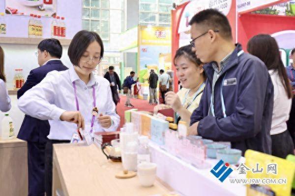镇江企业亮相广交会