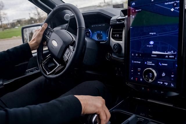 汽车价格飙升引争议：参议院将审查安全规范是否推高成本