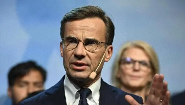 特朗普：对英国、法国、德国	、丹麦、挪威、瑞典、荷兰	、芬兰加征关税