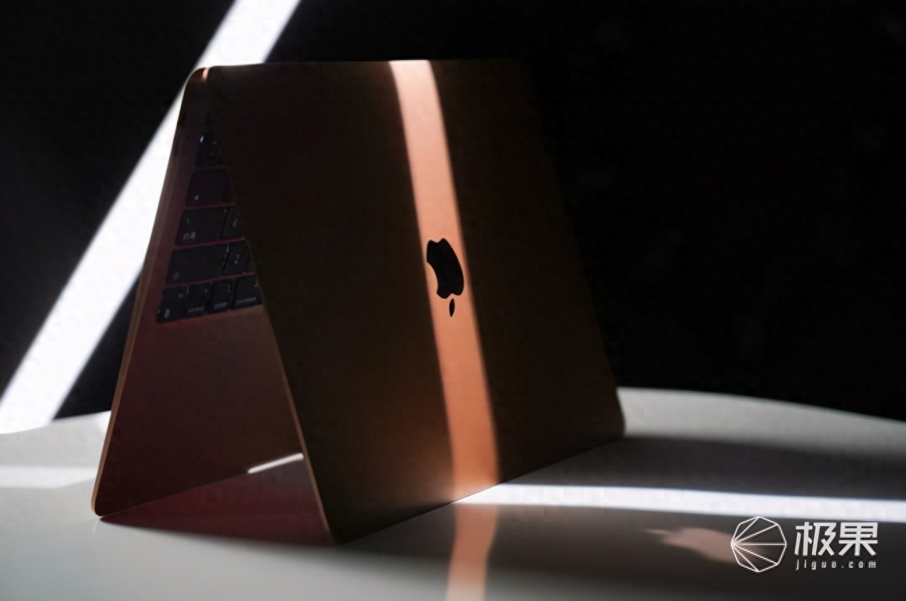 变芯成功!全新MacBook Air评测:感知不强的大升级插图1 变芯成功!全新MacBook Air评测:感知不强的大升级