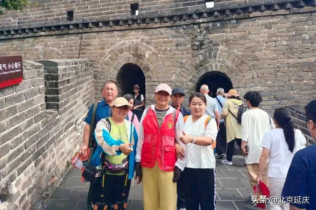 外骨骼助力残疾人朋友圆梦延庆“好汉之旅”