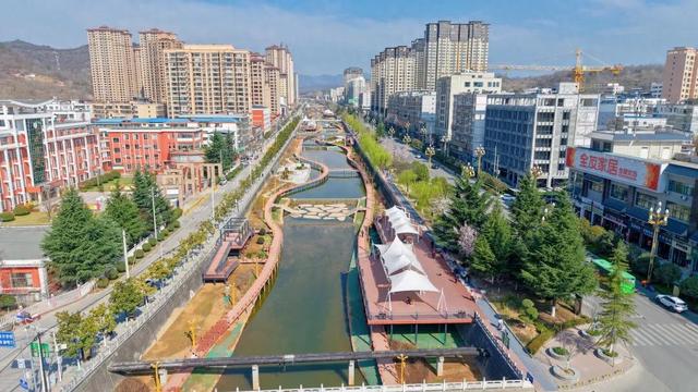 徽县：水清岸绿河畅景美