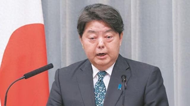 日本不敢嚣张了？93阅兵举行后，不到12小时，日方立即公开表态：绝不重蹈覆辙！