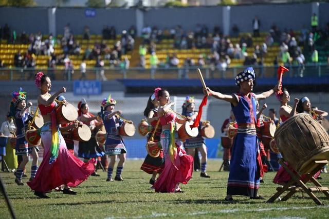 每个周末 请来普洱一起 热！爱！生！活！→活动预告来了｜普洱周末市民大舞台