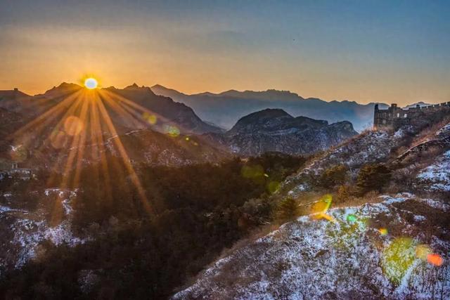 冬日来金山岭长城感受壮丽非凡、韵味独特的自然画卷